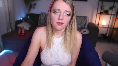 Snapshot of magnetic_ami chatting on 02-08-25, 10:07 Ami online show from 02-08-25, 10:07