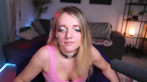 Snapshot of magnetic_ami chatting on 02-12-25, 01:16 Ami online show from 02-12-25, 01:16