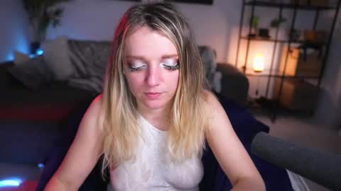 Snapshot of magnetic_ami chatting on 02-27-25, 05:15 Ami online show from 02-27-25, 05:15