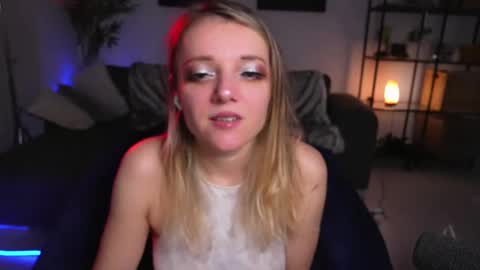 Snapshot of magnetic_ami chatting on 03-02-25, 10:45 Ami online show from 03-02-25, 10:45