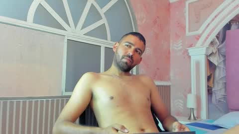 Magnus Alejo online show from 11-24-25, 11:21