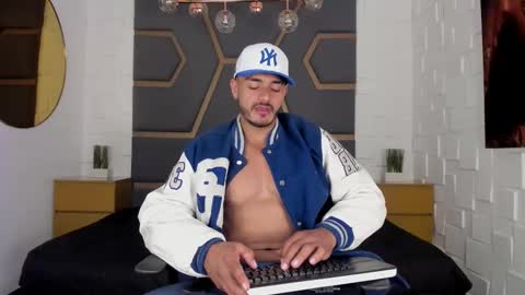 Magnusclark online show from 09-11-25, 07:14