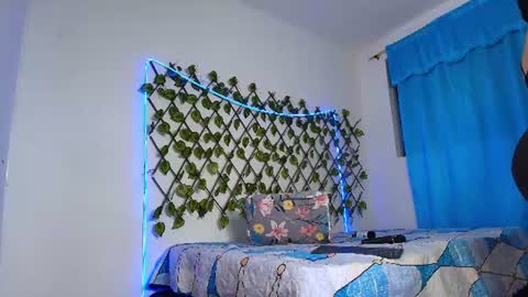 Snapshot of mahia_wilson chatting on 06-12-26, 02:38 Mahia wilson online show from 06-12-26, 02:38