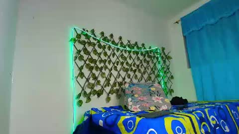 Snapshot of mahia_wilson chatting on 06-18-26, 02:54 Mahia wilson online show from 06-18-26, 02:54