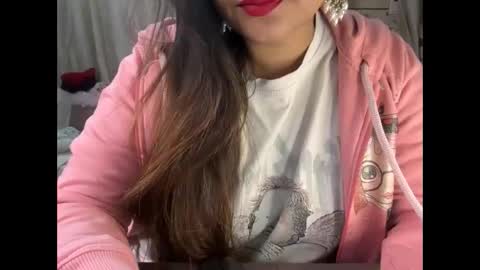 Snapshot of mahimagic chatting on 01-15-26, 09:47 mahimagic online show from 01-15-26, 09:47