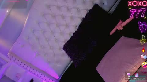CamiiGarcia online show from 05-16-26, 07:45
