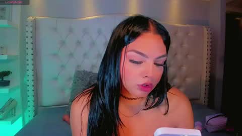 Snapshot of maia_hotts chatting on 06-06-26, 08:24 CamiiGarcia online show from 06-06-26, 08:24