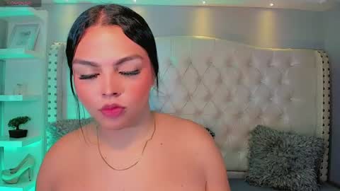 Snapshot of maia_hotts chatting on 06-08-26, 08:42 CamiiGarcia online show from 06-08-26, 08:42