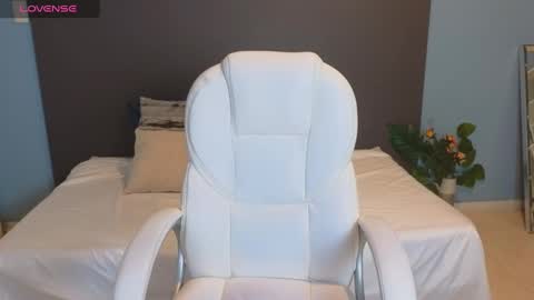 Maiaa Ruiz  online show from 02-28-25, 01:03