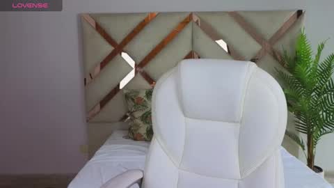 Maiaa Ruiz  online show from 03-07-25, 01:40