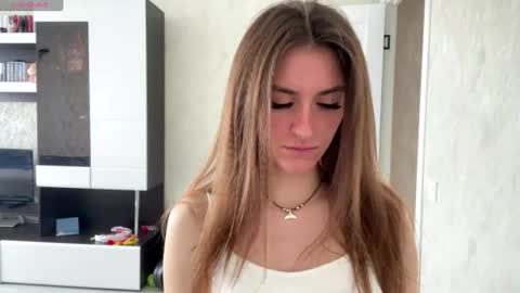 M I A online show from 07-17-26, 07:59