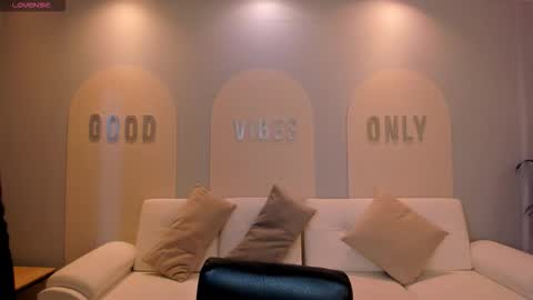  Maia  online show from 09-10-25, 06:30