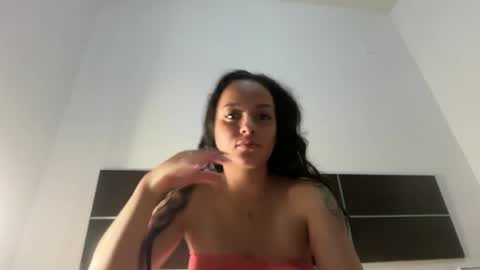 Snapshot of maiapark chatting on 06-11-26, 08:18 Maia online show from 06-11-26, 08:18