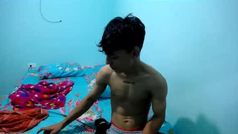 Snapshot of maicol_gomez chatting on 11-26-25, 12:22 maicol online show from 11-26-25, 12:22