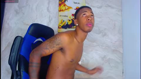 maicoljorda1 online show from 10-11-25, 11:42