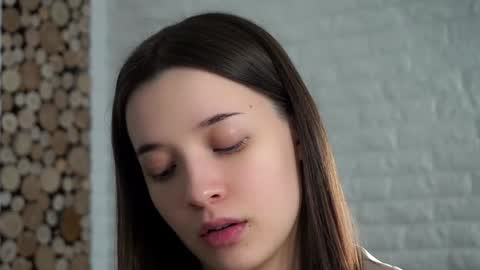 Lucy online show from 02-07-25, 04:27