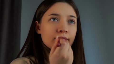 Lucy online show from 02-17-25, 05:58