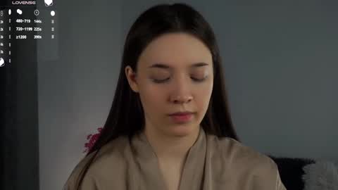 Lucy online show from 02-19-25, 01:18