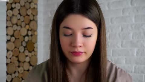 Lucy online show from 02-20-26, 01:46