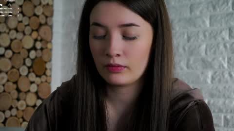 Lucy online show from 04-06-26, 02:20