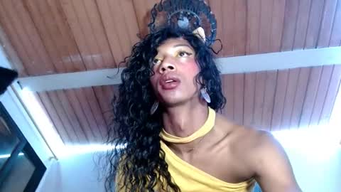 Bella Maidi online show from 02-21-25, 05:53