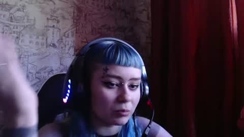 Lola online show from 07-17-26, 10:22