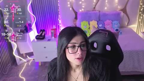 maiily_tay online show from 01-08-26, 11:56