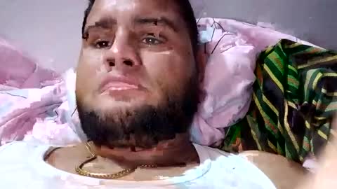 Snapshot of maijavi chatting on 06-18-26, 02:01 maijavi online show from 06-18-26, 02:01
