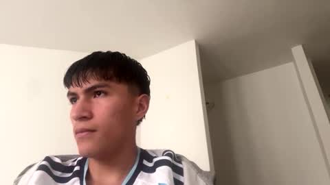 Snapshot of maikitol2026 chatting on 04-25-26, 07:00 maikitol online show from 04-25-26, 07:00