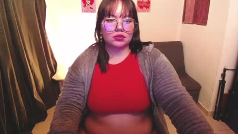 Snapshot of maily_888 chatting on 02-13-25, 02:01 maily online show from 02-13-25, 02:01