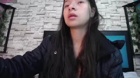 Snapshot of maily_can chatting on 09-13-25, 12:38 MAILY CAN online show from 09-13-25, 12:38