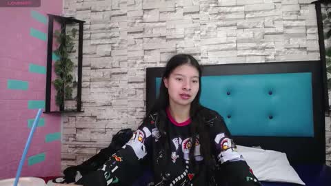 Snapshot of maily_can chatting on 09-25-25, 12:31 MAILY CAN online show from 09-25-25, 12:31