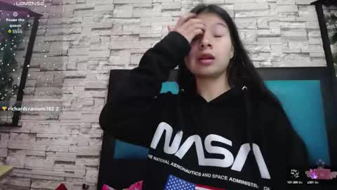 Snapshot of maily_can chatting on 10-03-25, 12:57 MAILY CAN online show from 10-03-25, 12:57