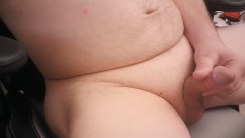 Snapshot of mainttech chatting on 01-03-25, 01:47 Gilly online show from 01-03-25, 01:47