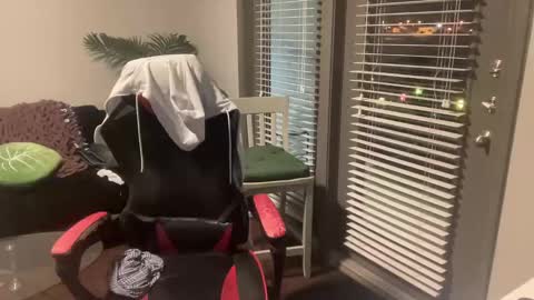 Maira online show from 01-20-25, 01:50
