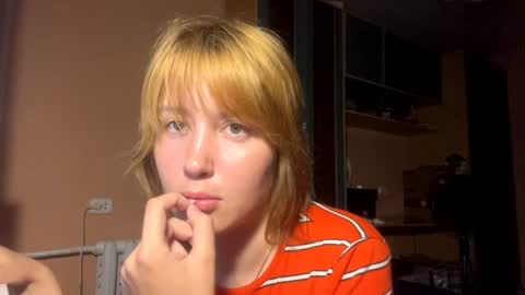 Snapshot of maisawin chatting on 06-21-26, 05:26 Evie online show from 06-21-26, 05:26