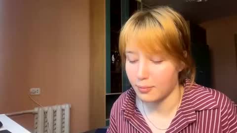 Snapshot of maisawin chatting on 06-26-26, 01:04 Evie online show from 06-26-26, 01:04