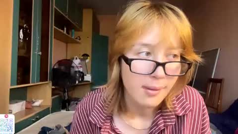 Snapshot of maisawin chatting on 06-29-26, 03:45 Evie online show from 06-29-26, 03:45