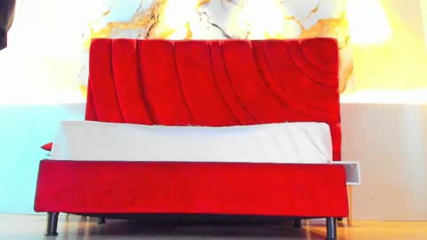 MAISE online show from 10-16-25, 01:23