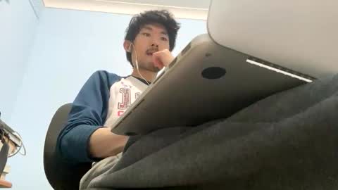 David Sae Hymn Cho online show from 12-18-25, 06:47