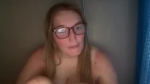 Snapshot of maisystellaxx chatting on 07-10-26, 07:05 maisystellaxx online show from 07-10-26, 07:05