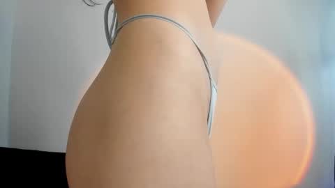 Snapshot of maiteht chatting on 01-30-25, 01:21 maite online show from 01-30-25, 01:21