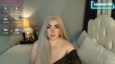 Snapshot of majestydannaxx chatting on 07-14-26, 02:27 majestydannaxx online show from 07-14-26, 02:27