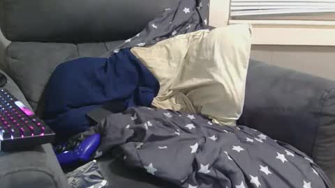 mak online show from 11-29-25, 01:52