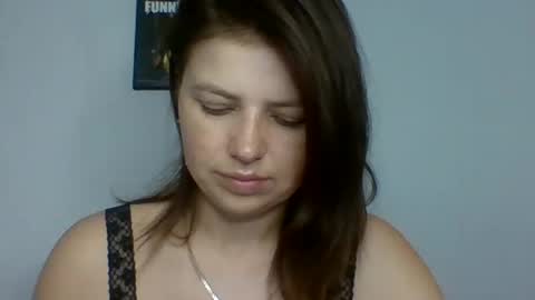 Snapshot of make_mesmile chatting on 06-17-26, 06:09 make_mesmile online show from 06-17-26, 06:09