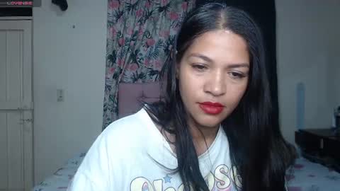 Snapshot of makennaa_1 chatting on 07-04-26, 10:10 MAKENNAA online show from 07-04-26, 10:10