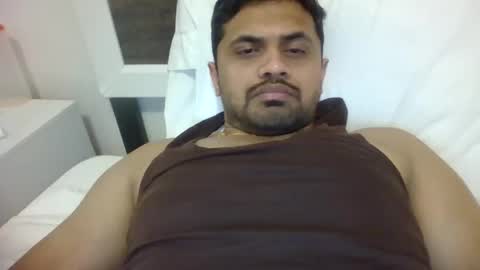 Snapshot of makeyousatisfied12 chatting on 02-10-26, 08:40 Rakesh Slave online show from 02-10-26, 08:40