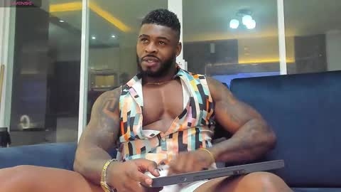 Makonnen online show from 02-19-25, 03:28