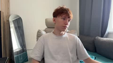 Snapshot of malcolm_yang chatting on 03-11-26, 10:32 Tom and Mark 3 online show from 03-11-26, 10:32