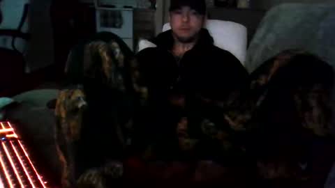 MalcolmLow online show from 05-09-26, 01:05